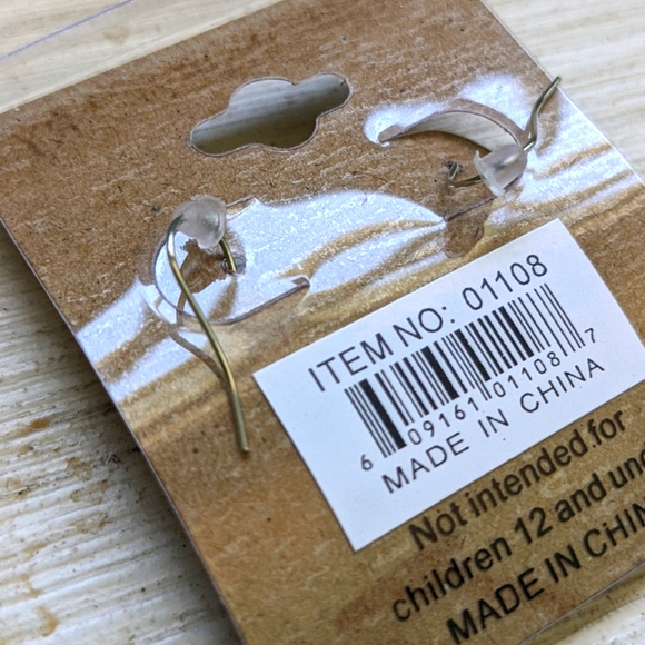 Boho Festival Ivory Antique Square  Stone Earrings - Picture 5 of 7